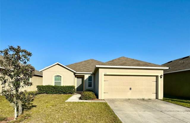 364 HOLLY BERRY DRIVE - 364 Holly Berry Drive, Polk County, FL 33897