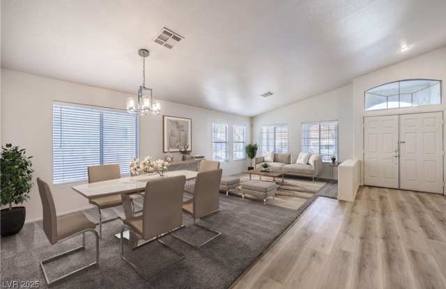 1851 Vista Pointe Avenue