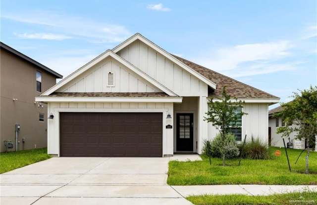 1403 E Sonador Drive