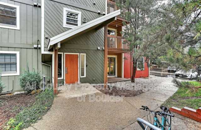 Photo of 2865 Sundown Ln