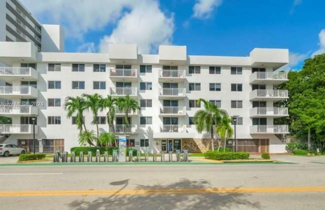 1666 West Ave