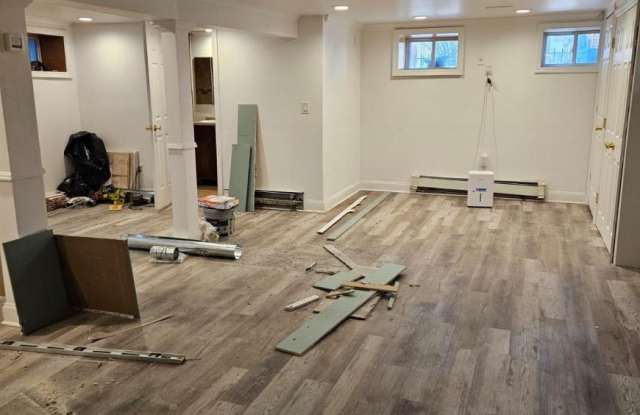 1818 Paulding Avenue