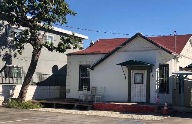 1230 South Hobart Boulevard