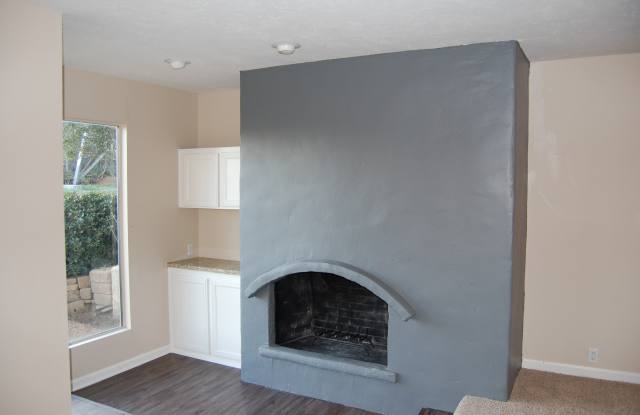 1911 Estrella De Mar Rd