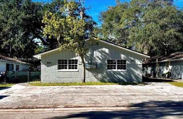 504 ROSLAND
