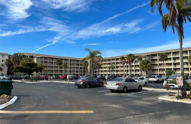 3626 LAKE BAYSHORE DRIVE