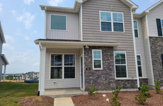 Charming 3 BR Townhome in Fuquay Varina
