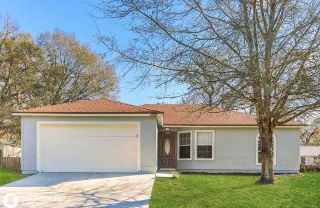 1597 Twin Oak Drive West