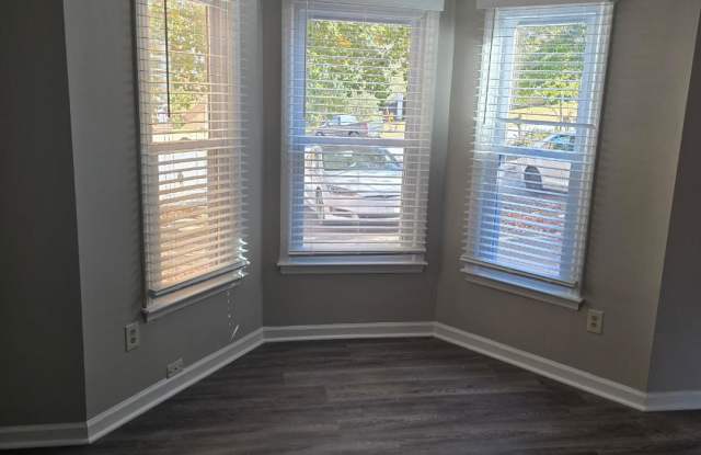 900 Indian Lake Dr Nw