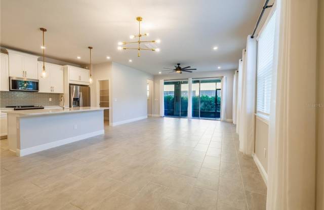 6101 GRAND SONATA AVENUE