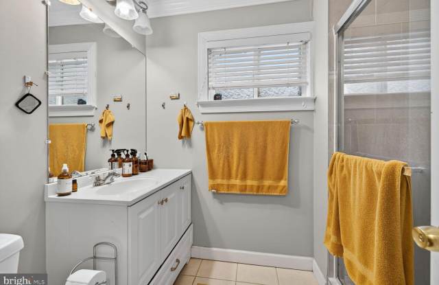 8724 HAWKINS CREAMERY Road