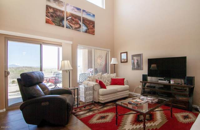 11725 N DESERT Vista unit: 109