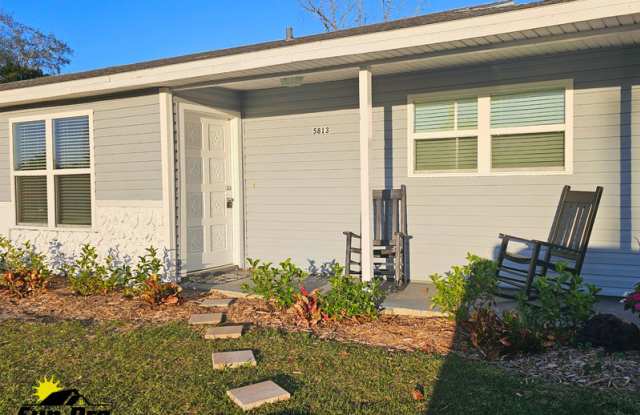 Photo of 5813 Spruce Creek Road - 1