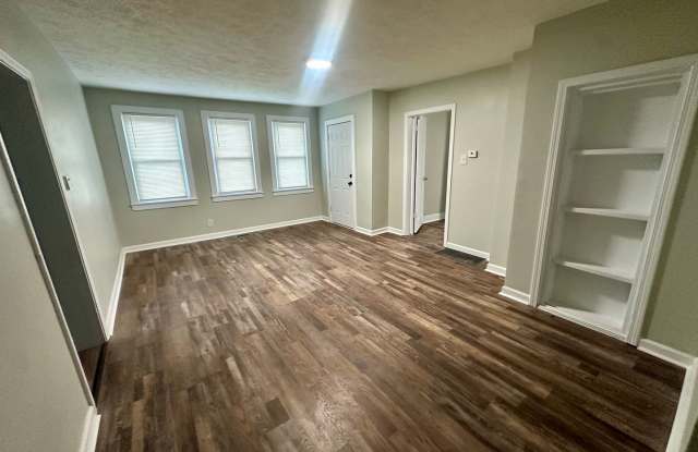 3 Bedroom, Main Level Primary Bedroom