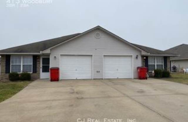 417 Northwest Woodbury Drive