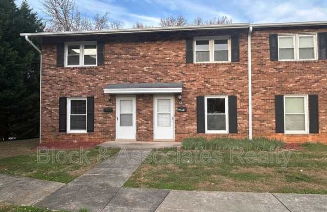 Photo of 512 S Cherry St