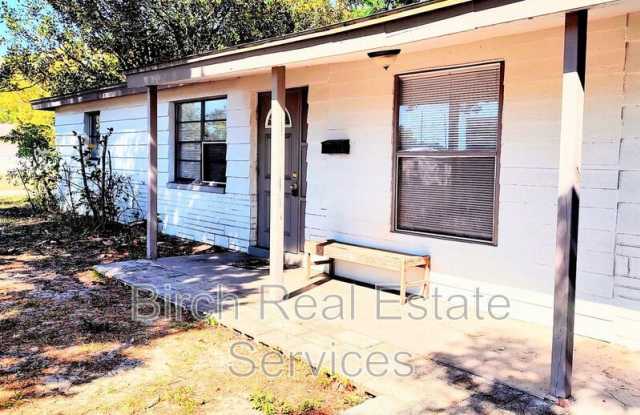 6606 Jackson St.