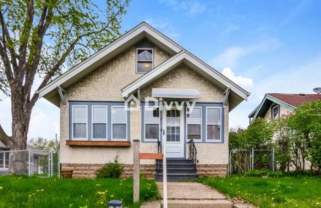 1861 Ivy Avenue East