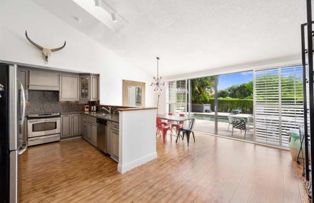 Photo of 2592 Sheltingham Drive