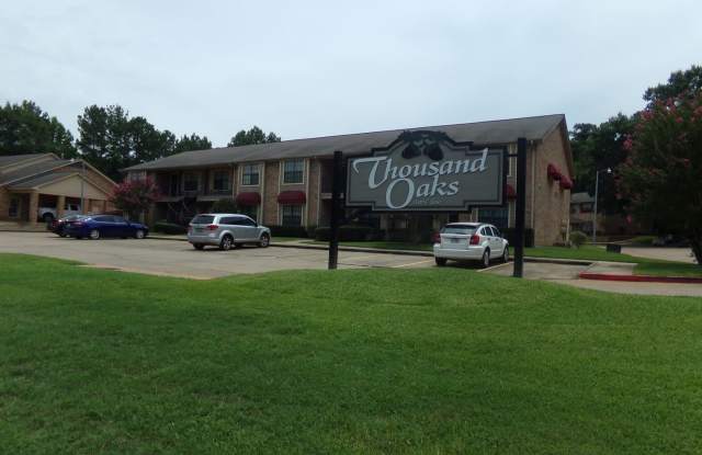 Thousand Oaks Condo - 1500 East Starr Avenue, Nacogdoches, TX 75961