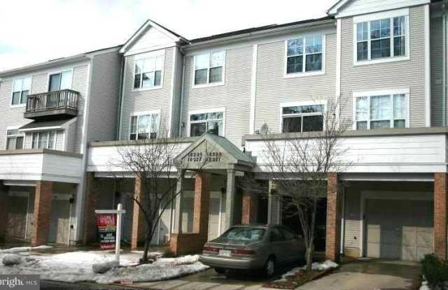 10225 COVE LEDGE Court