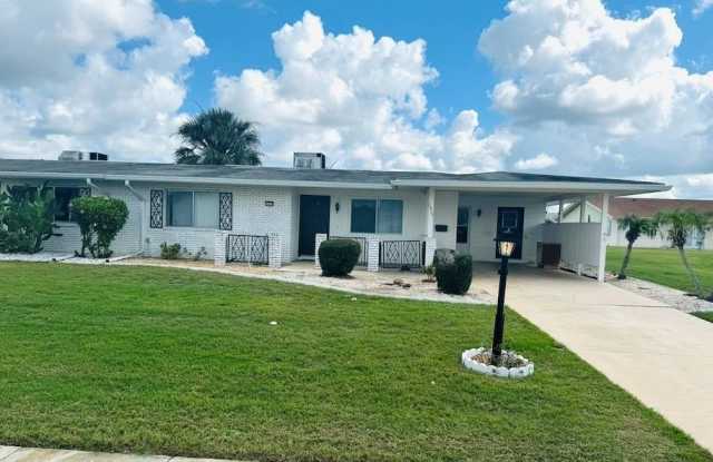 1515 DANBURY DRIVE