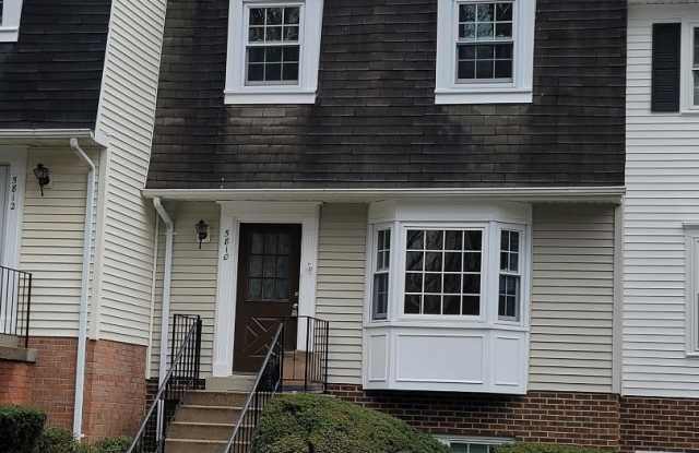 5810 FIRST LANDING WAY