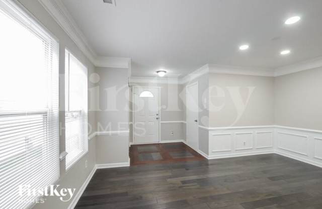 2733 Red Squirrel Trail