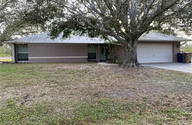 1022 Cleveland AVE - 1022 Cleveland Avenue North, Lehigh Acres, FL 33972