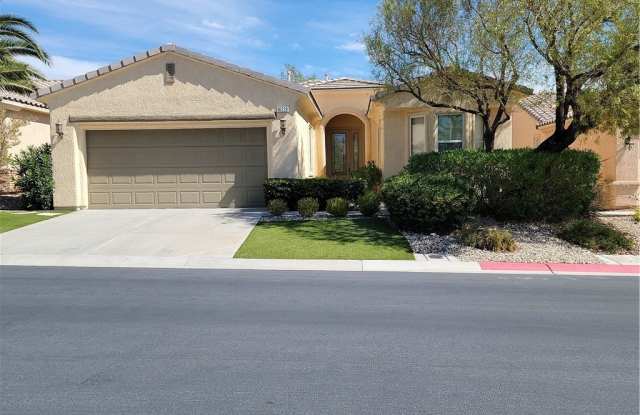 10228 Questa Sera Court