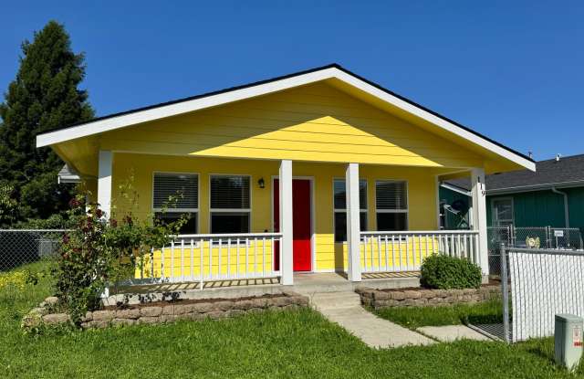 Just remodeled!! Mount Vernon 3 Bedroom House
