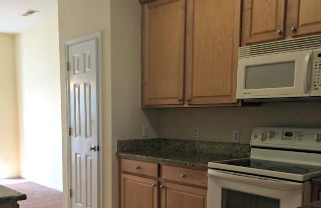 Spacious 4 Bedroom 2.5 Baths located off Jonestown Road!