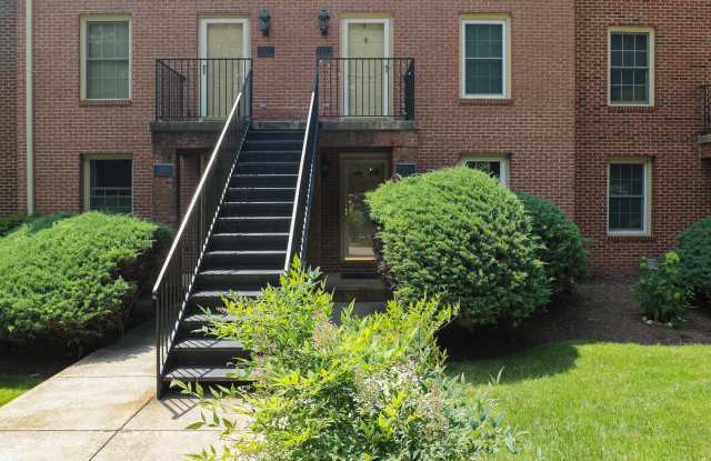 7914 Stable Way