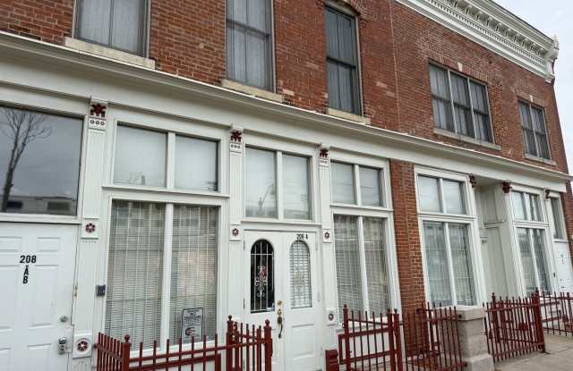 204 E Washington Street unit: 204
