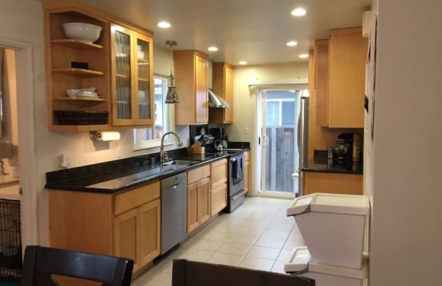 577 Gresham Ave - 577 Gresham Avenue, Sunnyvale, CA 94085