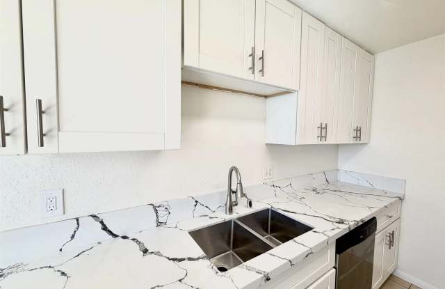 1254 Sumner Ave unit: B