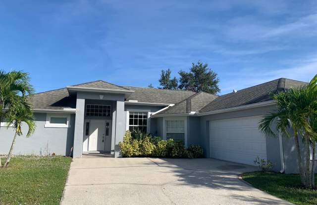 THREE BEDROOM HOME CLOSE TO ST. LUCIE WEST