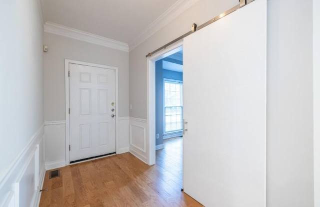 1759 Regency Park Walk