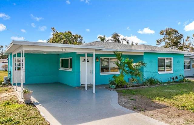 5810 Tangerine Avenue South