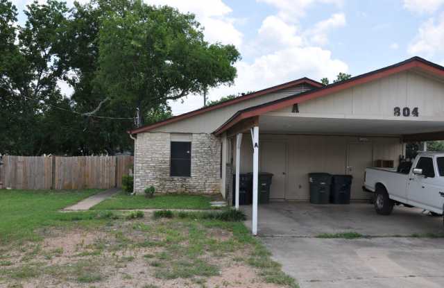 3 Bedroom 2 Bath Duplex in Heart of Leander