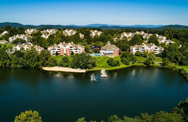 Photo of Lakeside