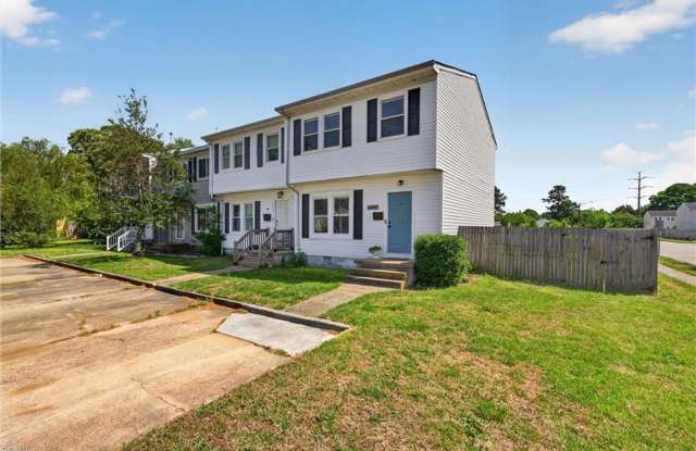 Corner Townhome in Virginia Beach