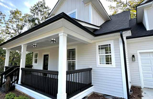 8829 Crosstimbers Drive