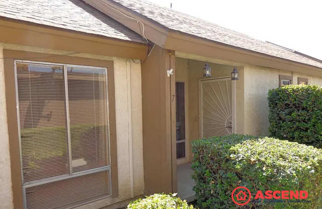 Photo of Quaint 3 Bedroom Home Near Stockdale Hwy.  New Stine Rd.