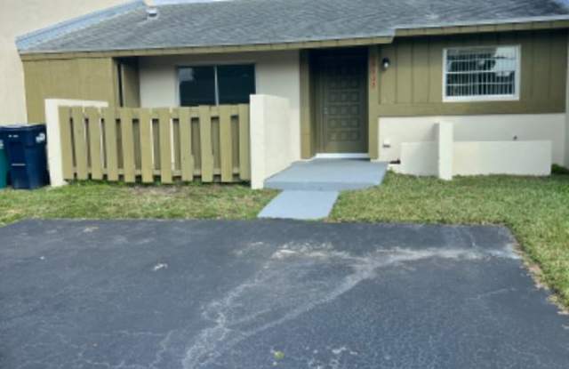 11013 SW 125 Ave - 11013 Southwest 125th Avenue, The Crossings, FL 33186