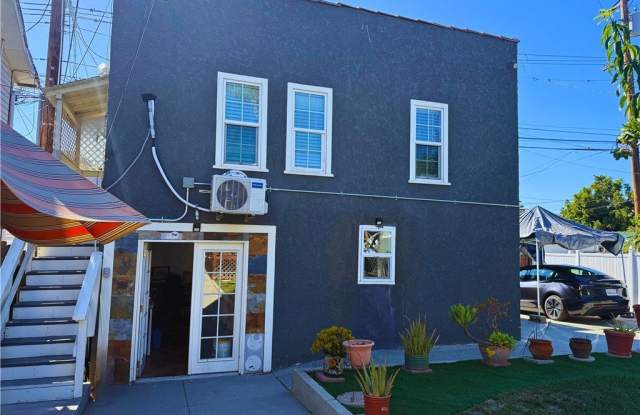 Photo of 6529 Washington Avenue