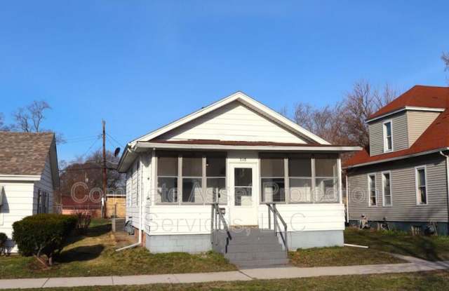 318 Pleasant Avenue