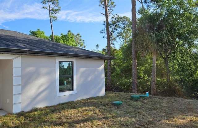 1125 Copley Street E