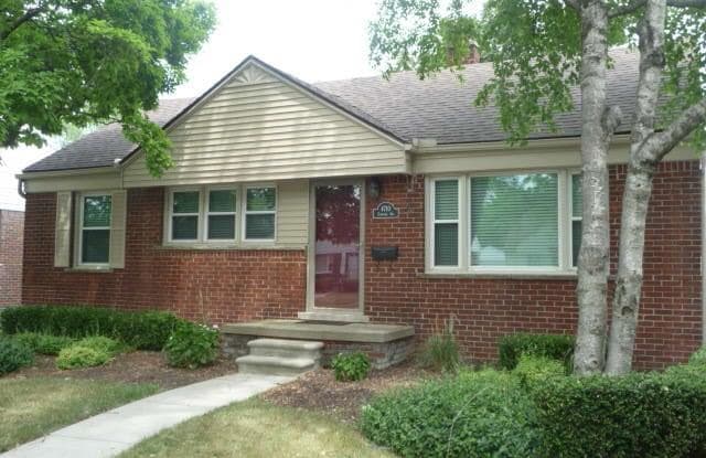 4710 ELMWOOD Avenue - 4710 Elmwood Avenue, Royal Oak, MI 48073