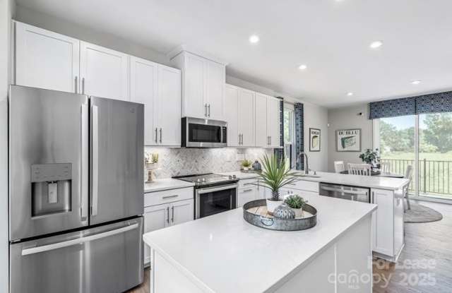 3612 Masonboro Street